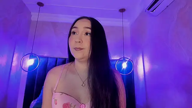 Snapshot of AlissaJoness chatting on November 5, 2025, 11:57 am AlissaJoness online show from November 5, 2025, 11:57 am