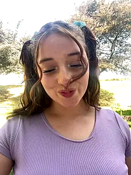 Baby  Otaku online show from September 11, 2025, 7:14 pm