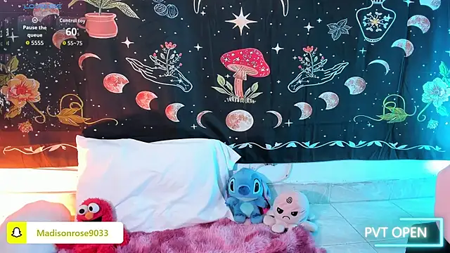 Maddy rosse12 online show from September 30, 2025, 4:35 pm