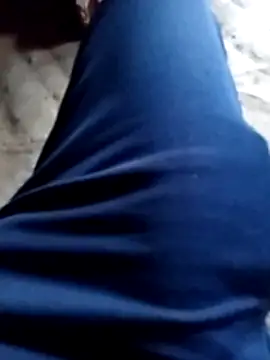 Snapshot of Hema0Hema chatting on December 16, 2025, 2:43 pm Hema0Hema online show from December 16, 2025, 2:43 pm