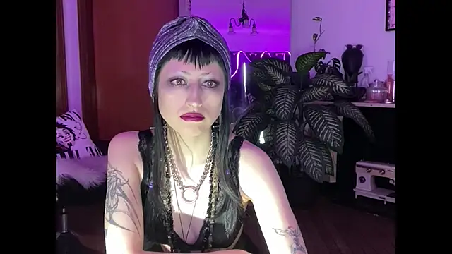 Snapshot of ELENA_UMBRA chatting on November 29, 2025, 4:51 pm ELENA UMBRA online show from November 29, 2025, 4:51 pm