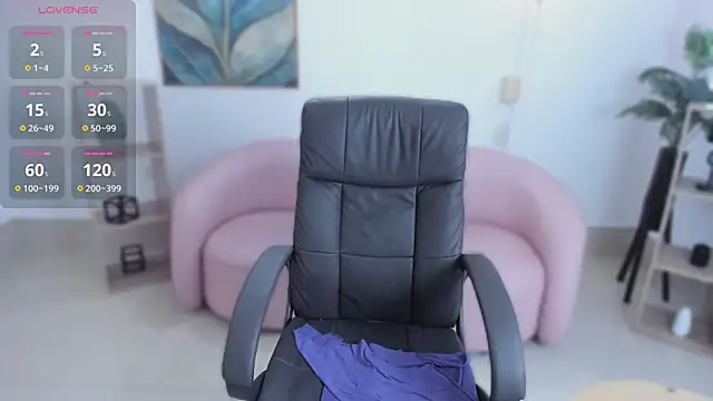 kylie soraya online show from November 25, 2025, 5:24 pm