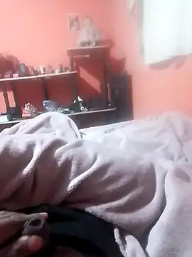 luuiss12 online show from February 11, 2026, 6:57 am