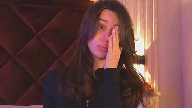 StacyHarland online show from April 10, 2026, 4:19 am