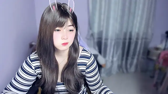 yuki3366 online show from November 18, 2025, 4:38 am