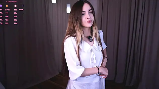 CupSizeGirl online show from November 1, 2025, 1:27 pm