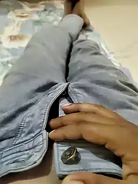 CAtoppersexa online show from September 15, 2025, 2:17 pm