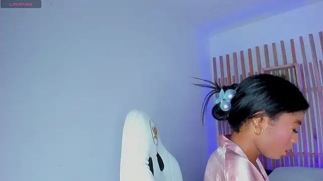 ciara blake online show from April 17, 2026, 7:38 pm