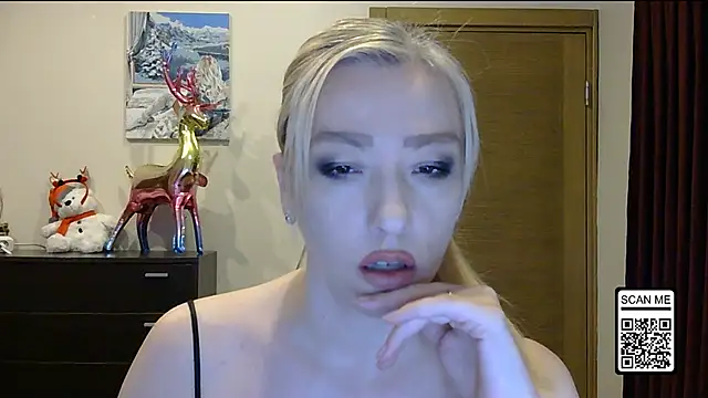 Wild Silk Desire online show from December 22, 2025, 3:01 pm