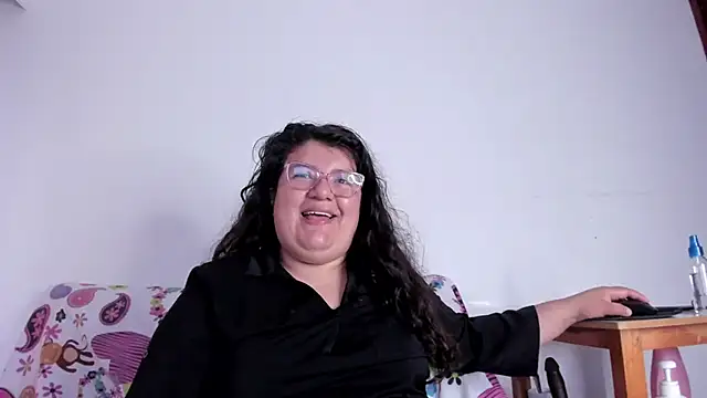 Snapshot of mystery_psique chatting on November 19, 2025, 7:03 pm mystery psique online show from November 19, 2025, 7:03 pm