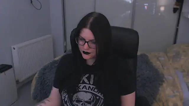 Snapshot of GothSuccubusBabe chatting on August 4, 2026, 12:26 am GothSuccubusBabe online show from August 4, 2026, 12:26 am