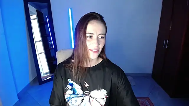 Snapshot of ANASTASIA_DOLL8 chatting on July 3, 2026, 9:43 pm ANASTASIA DOLL8 online show from July 3, 2026, 9:43 pm