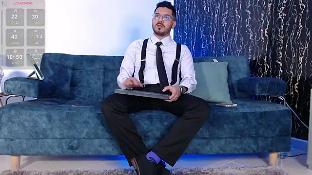 samuelcoopeer online show from November 15, 2025, 7:51 pm