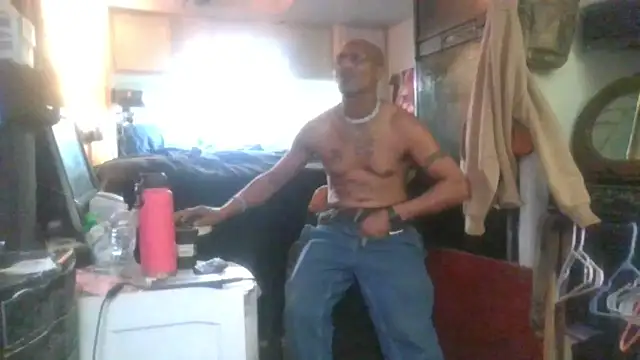 badboy2u2025 online show from January 17, 2026, 12:48 am