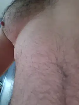 Snapshot of CloudyMuscleBeefy chatting on November 7, 2025, 10:53 am CloudyMuscleBeefy online show from November 7, 2025, 10:53 am