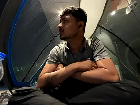 Snapshot of midnight_24 chatting on October 25, 2025, 6:08 pm midnight 24 online show from October 25, 2025, 6:08 pm