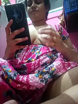 Snapshot of Sakshi-1155 chatting on November 18, 2025, 7:39 pm Sakshi-1155 online show from November 18, 2025, 7:39 pm