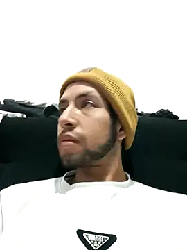 Snapshot of carlos69ho chatting on November 12, 2025, 3:16 pm carlos69ho online show from November 12, 2025, 3:16 pm