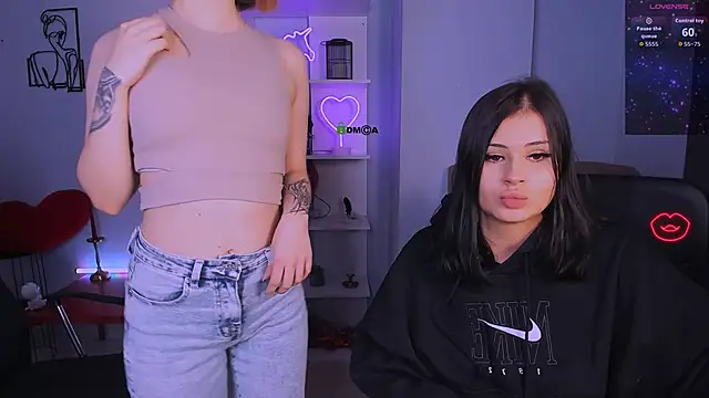 jeren smile online show from November 13, 2025, 10:24 pm