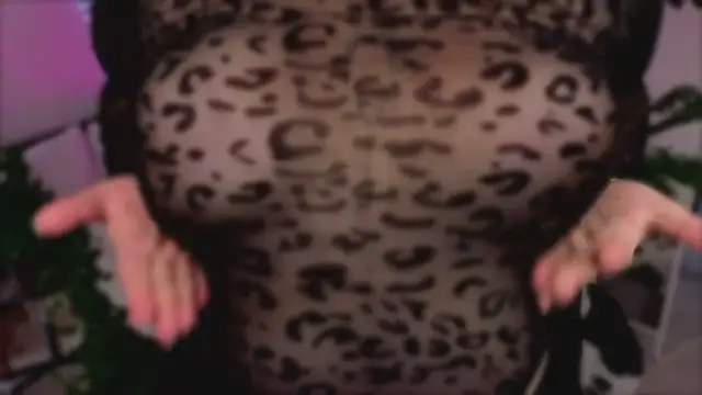 Snapshot of Ellabigbaby chatting on September 14, 2025, 11:54 am Ellabigbaby online show from September 14, 2025, 11:54 am