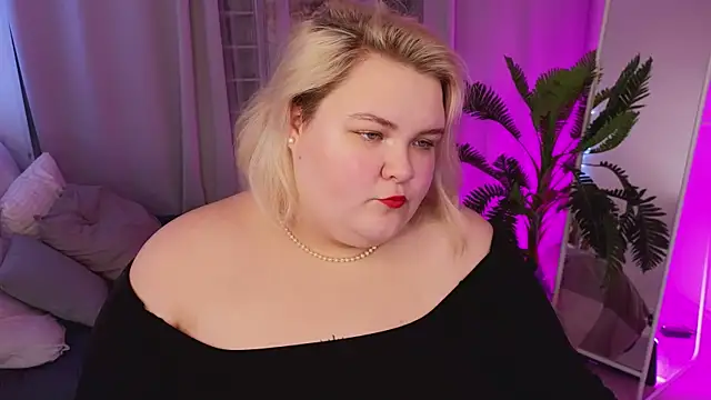 Snapshot of Ellabigbaby chatting on October 18, 2025, 6:37 am Ellabigbaby online show from October 18, 2025, 6:37 am