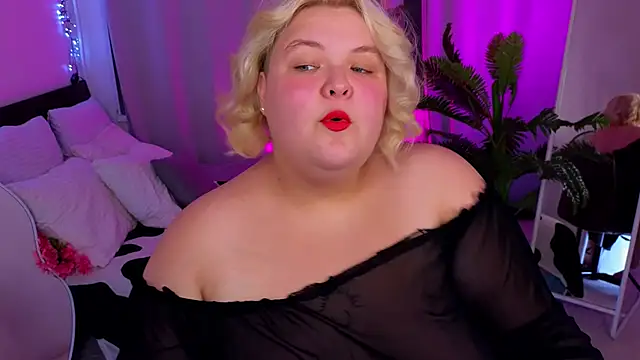 Snapshot of Ellabigbaby chatting on September 9, 2025, 11:19 am Ellabigbaby online show from September 9, 2025, 11:19 am