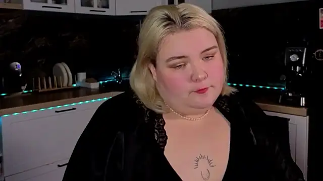 Snapshot of Ellabigbaby chatting on October 4, 2025, 1:34 pm Ellabigbaby online show from October 4, 2025, 1:34 pm