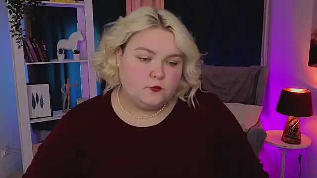 Snapshot of Ellabigbaby chatting on September 28, 2025, 11:28 am Ellabigbaby online show from September 28, 2025, 11:28 am