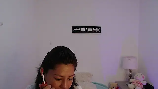 Snapshot of renataj chatting on November 20, 2025, 7:03 pm renataj online show from November 20, 2025, 7:03 pm