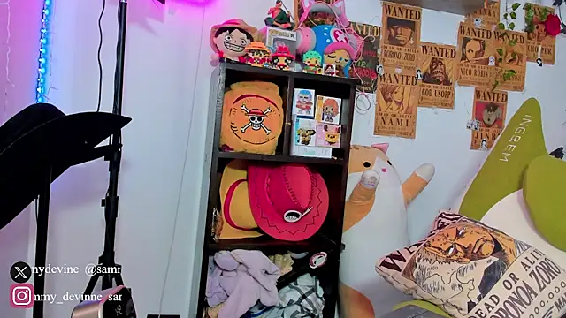 Snapshot of sammy_devinne chatting on November 22, 2025, 5:56 pm sammy devinne online show from November 22, 2025, 5:56 pm