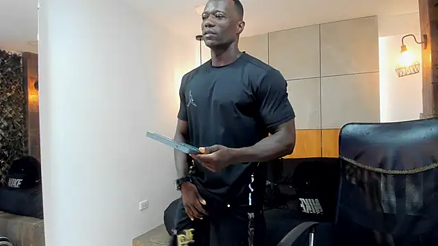 Snapshot of MarcusBlack_ chatting on December 3, 2025, 11:53 am MarcusBlack online show from December 3, 2025, 11:53 am