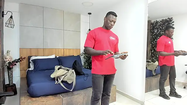 MarcusBlack  online show from February 3, 2026, 11:37 am