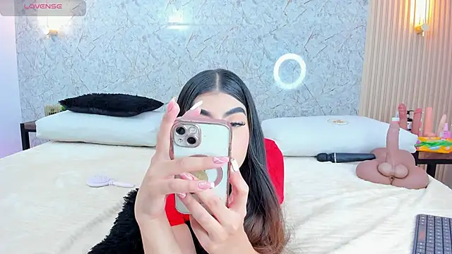 Snapshot of Antonella_west chatting on November 13, 2025, 8:13 pm Antonella west online show from November 13, 2025, 8:13 pm