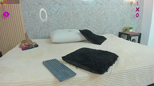 Antonella west online show from March 9, 2026, 9:51 pm