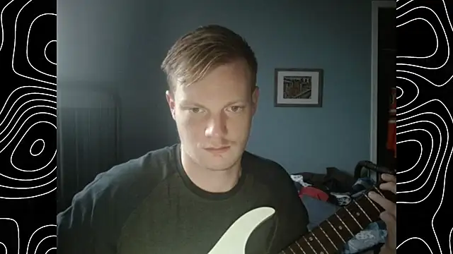 Snapshot of lustylyndon chatting on December 4, 2025, 4:17 pm lustylyndon online show from December 4, 2025, 4:17 pm