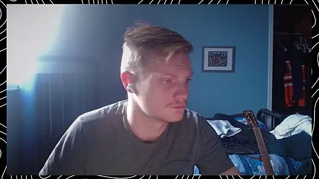 Snapshot of lustylyndon chatting on November 28, 2025, 4:29 pm lustylyndon online show from November 28, 2025, 4:29 pm