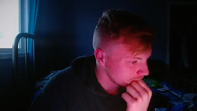 Snapshot of lustylyndon chatting on February 5, 2026, 3:08 pm lustylyndon online show from February 5, 2026, 3:08 pm