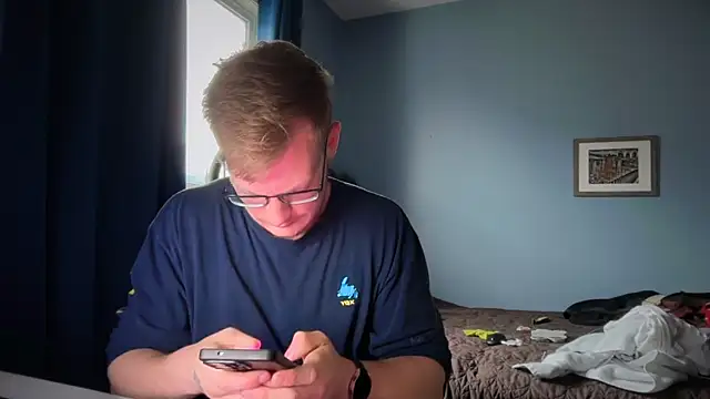 lustylyndon online show from June 1, 2026, 4:28 pm