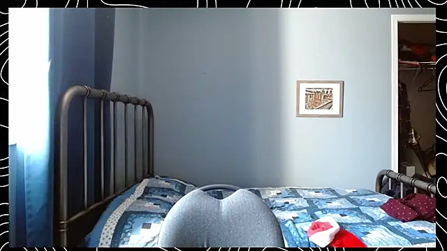 Snapshot of lustylyndon chatting on December 21, 2025, 7:37 pm lustylyndon online show from December 21, 2025, 7:37 pm