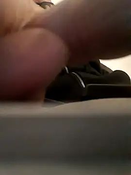 Vince072 online show from October 2, 2025, 4:38 am