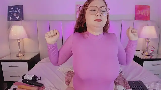 Snapshot of lizy_portman chatting on November 8, 2025, 9:07 pm lizy portman online show from November 8, 2025, 9:07 pm