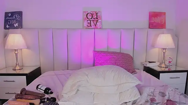 Snapshot of lizy_portman chatting on November 9, 2025, 9:13 am lizy portman online show from November 9, 2025, 9:13 am