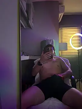 Snapshot of Anthony_0808 chatting on October 16, 2025, 7:11 pm Anthony 0808 online show from October 16, 2025, 7:11 pm