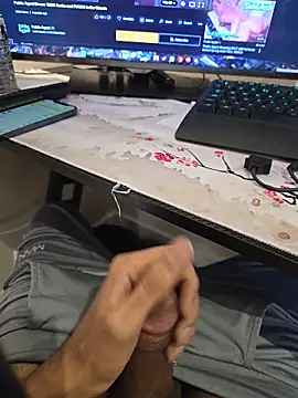 PakiStrokin online show from November 8, 2025, 2:09 pm