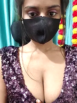 Aanya hotty online show from March 12, 2026, 5:06 pm