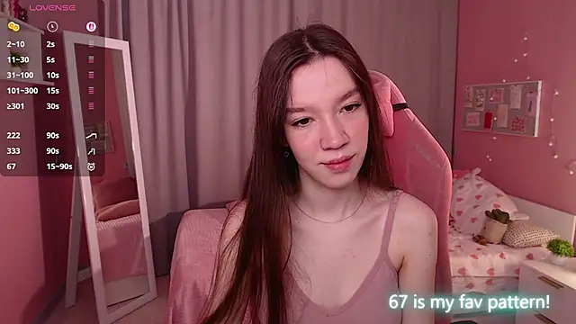 Snapshot of Shriya_Sarann chatting on November 15, 2025, 2:10 pm Shriya Sarann online show from November 15, 2025, 2:10 pm