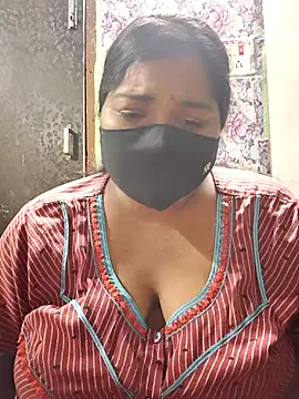 Liyaa 24 online show from April 20, 2026, 4:41 pm