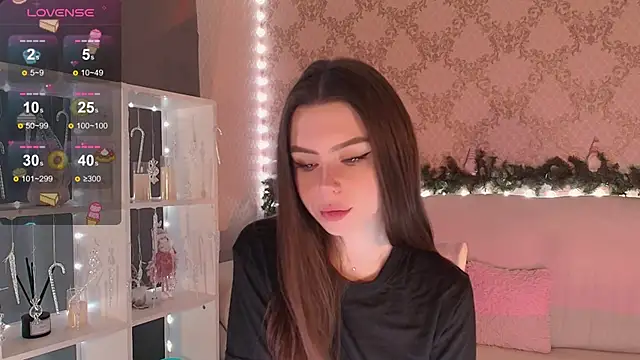 Snapshot of HolyMiax chatting on January 8, 2026, 3:23 am HolyMiax online show from January 8, 2026, 3:23 am