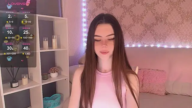 Snapshot of HolyMiax chatting on March 5, 2026, 3:36 am HolyMiax online show from March 5, 2026, 3:36 am