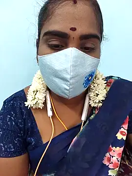 Snapshot of Tamil_riyalini12 chatting on October 30, 2025, 4:11 am Tamil riyalini12 online show from October 30, 2025, 4:11 am